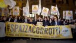 spazzacorrotti-m5s.jpg